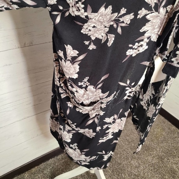 Vintage Boho Floral Black White Kimono, Summer Beach Robe Cover, One Size - Picture 4 of 12